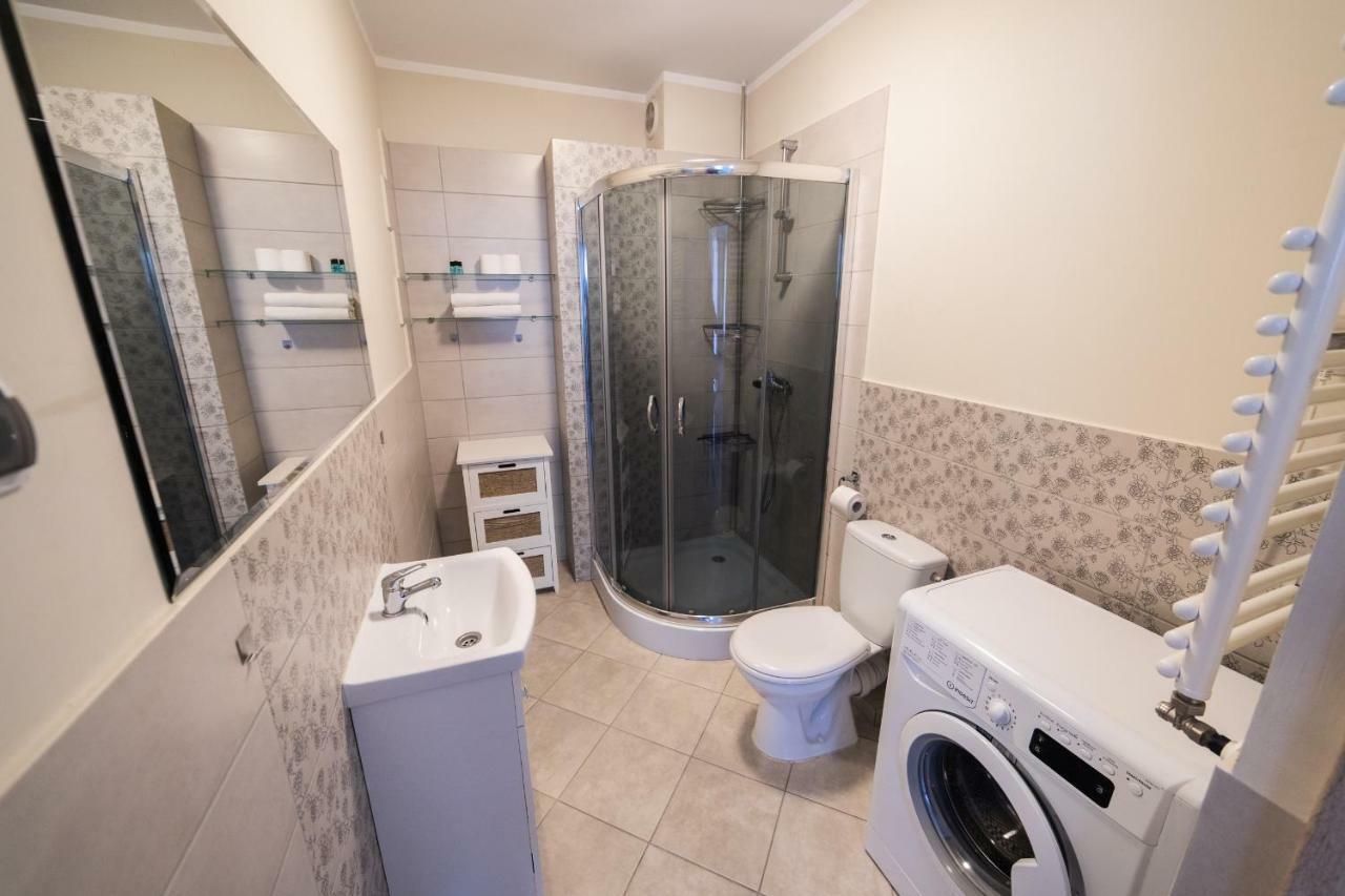 Apartament Z Duzym Balkonem Osiedle Zwyciezcow Polanica-Zdroj Exterior photo