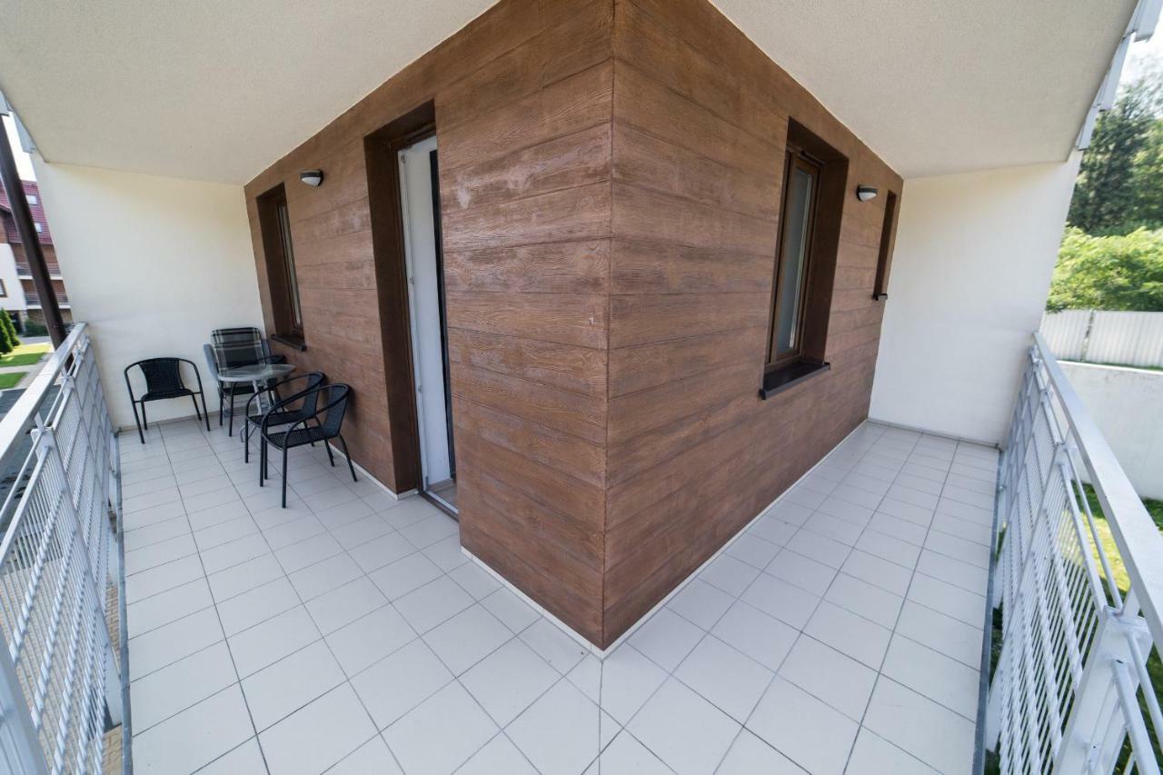 Apartament Z Duzym Balkonem Osiedle Zwyciezcow Polanica-Zdroj Exterior photo